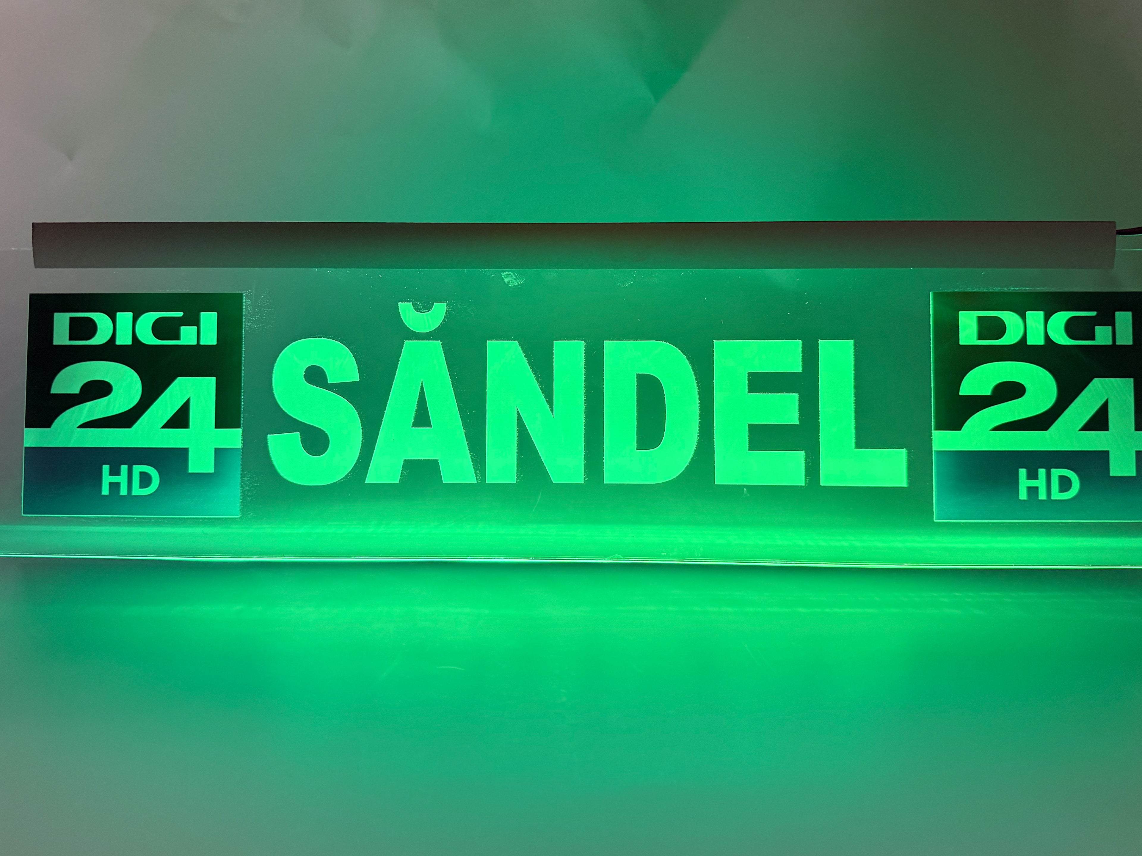 Plăcută Led 3D - Televiziune