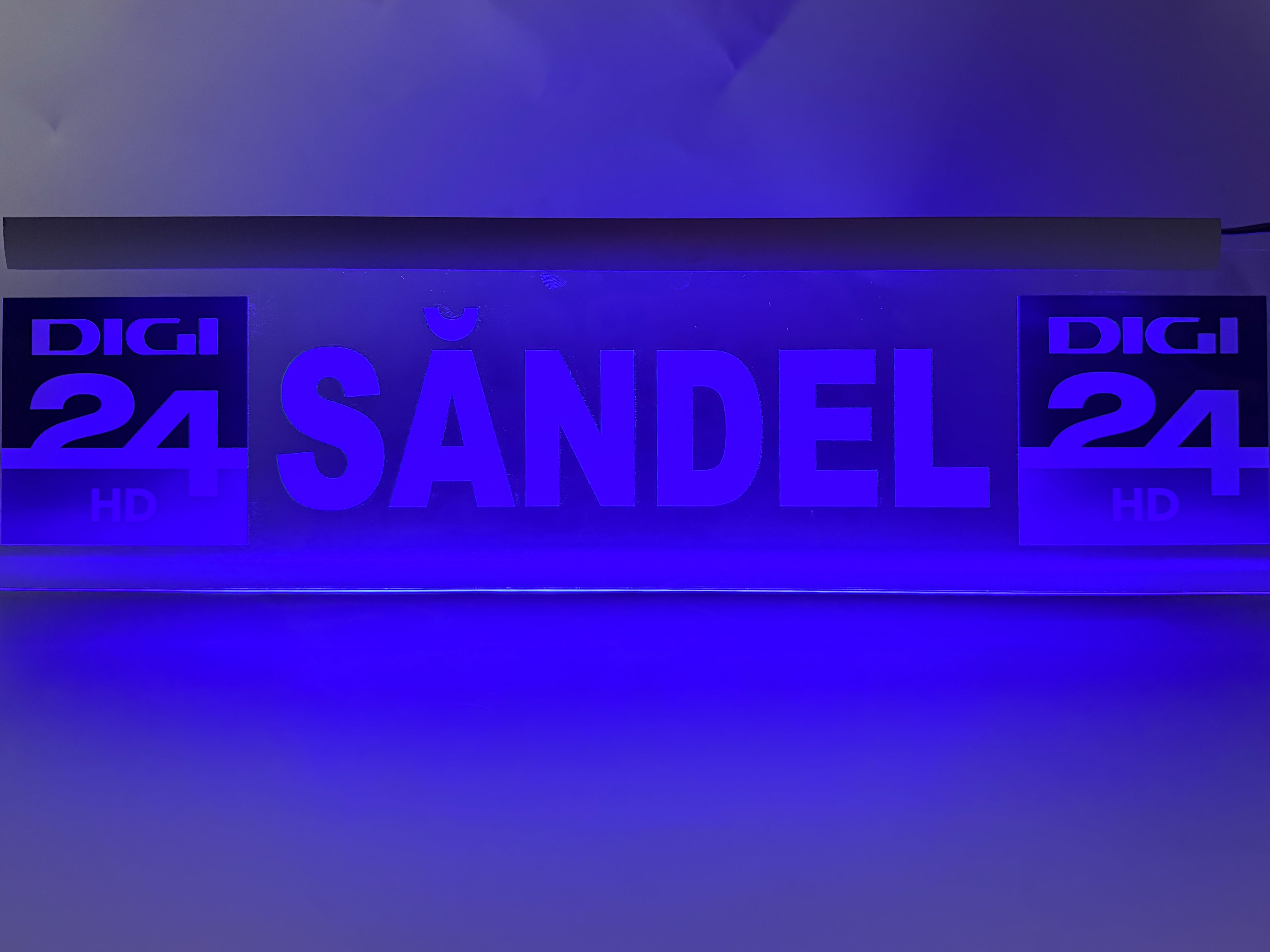 Plăcută Led 3D - Televiziune