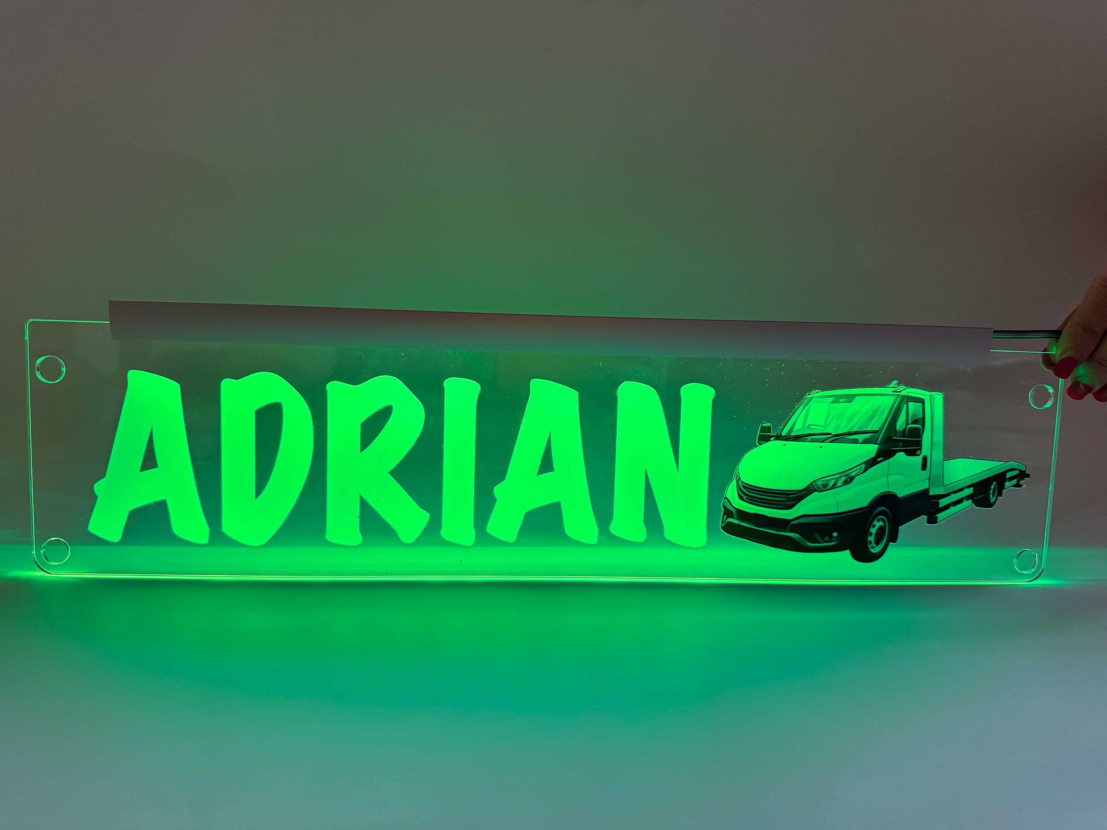 Plăcută LED 3D - Tractari auto