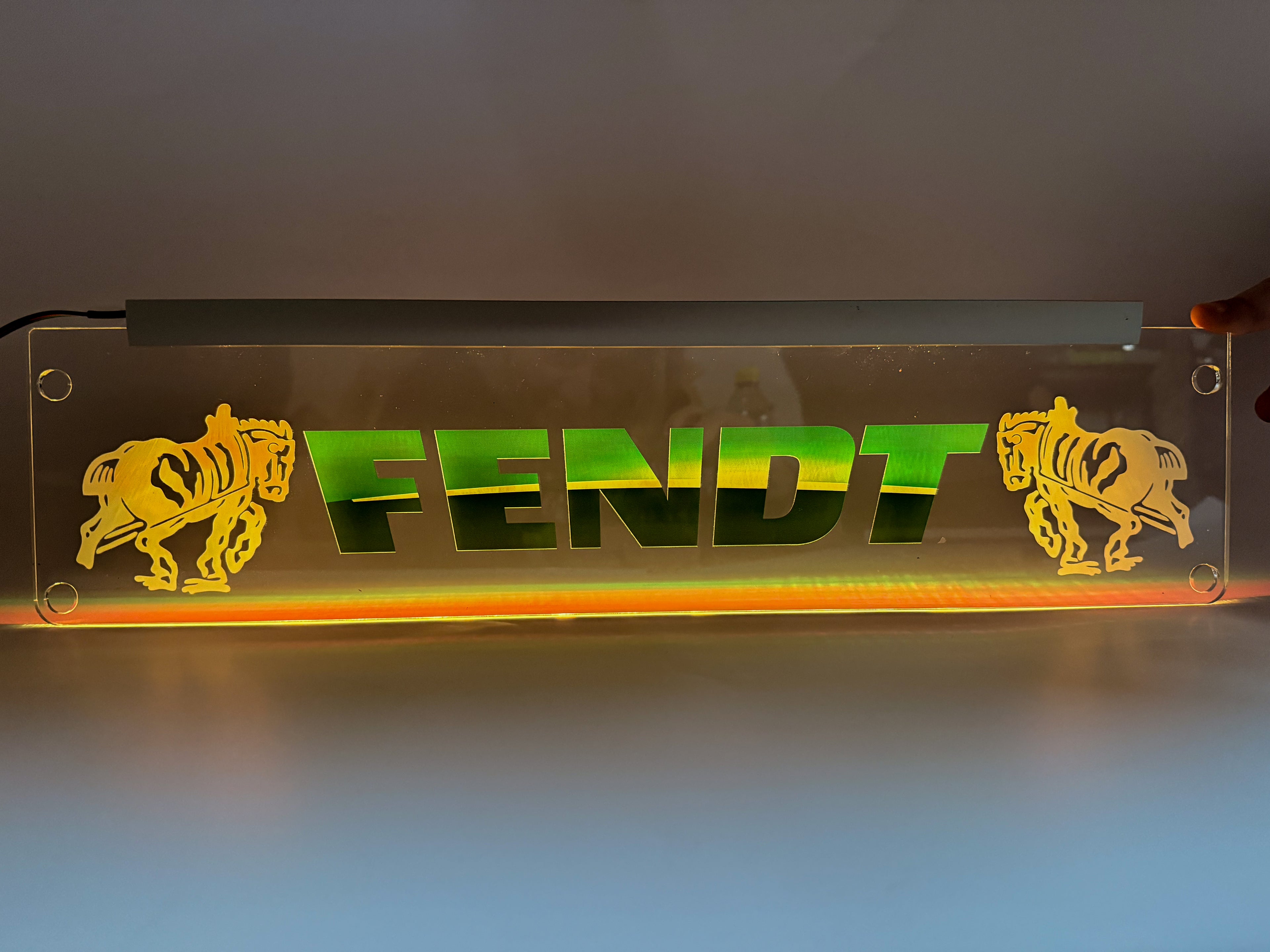 Plăcută LED 3D - FENDT