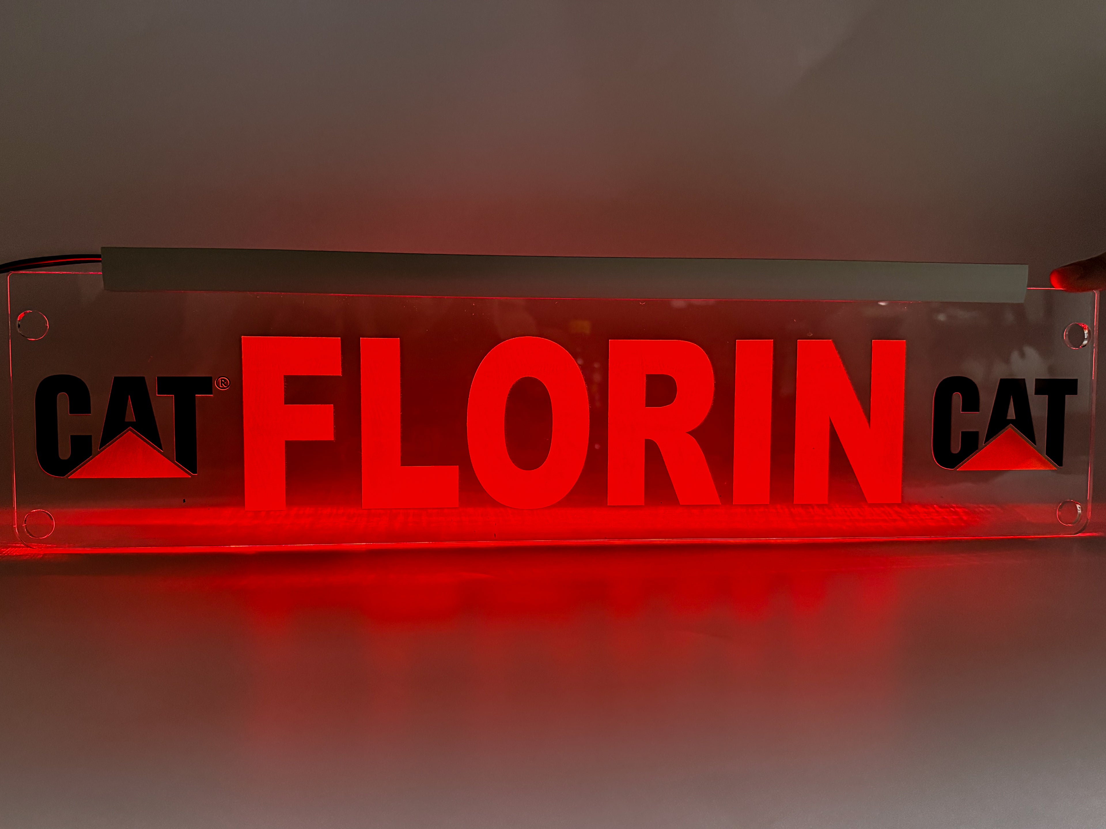 Plăcută LED 3D -  Utilaje CAT Logo 1