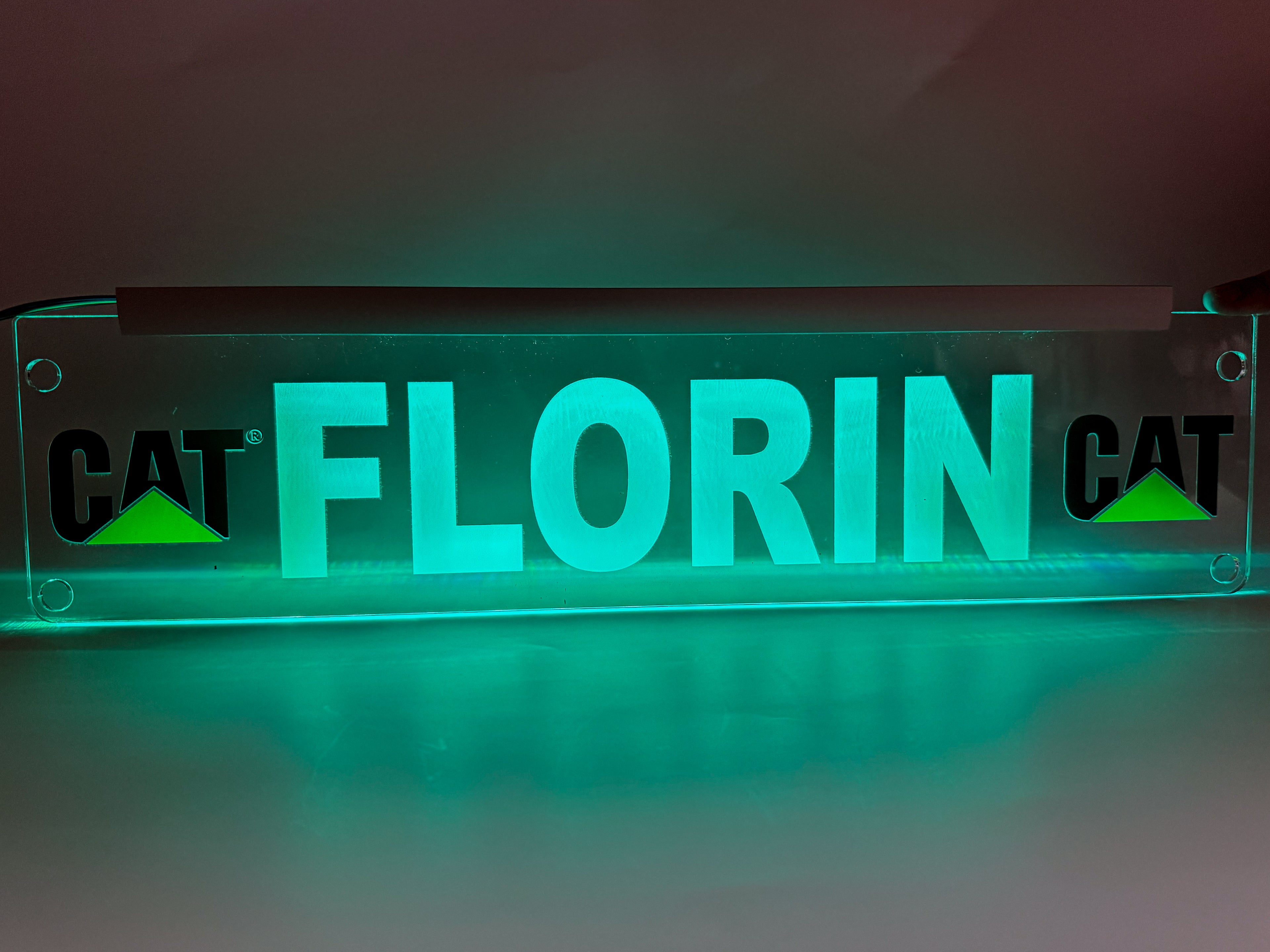 Plăcută LED 3D -  Utilaje CAT Logo 1